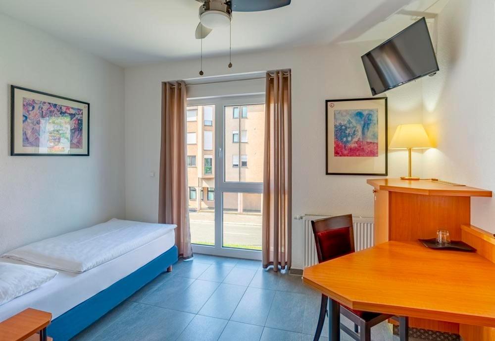 Heilbronner Hotel Am Schoenen Theater Εξωτερικό φωτογραφία
