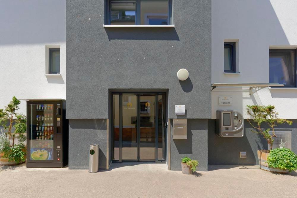 Heilbronner Hotel Am Schoenen Theater Εξωτερικό φωτογραφία