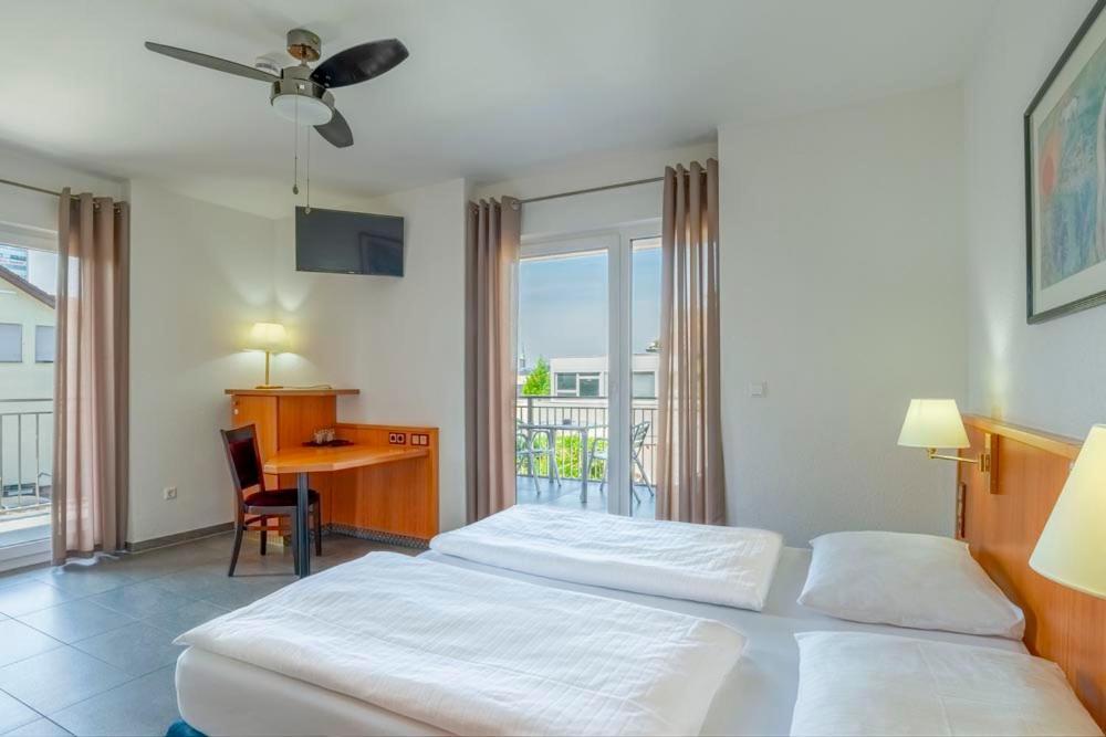 Heilbronner Hotel Am Schoenen Theater Εξωτερικό φωτογραφία