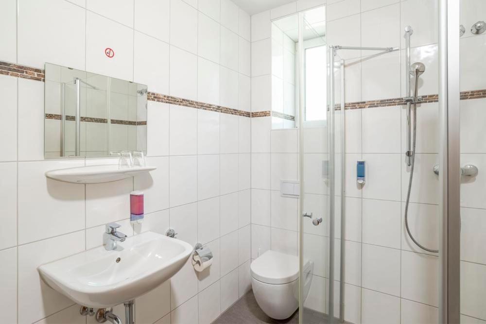 Heilbronner Hotel Am Schoenen Theater Εξωτερικό φωτογραφία