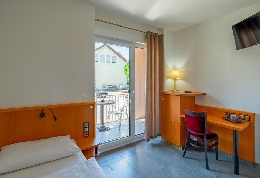Heilbronner Hotel Am Schoenen Theater Εξωτερικό φωτογραφία